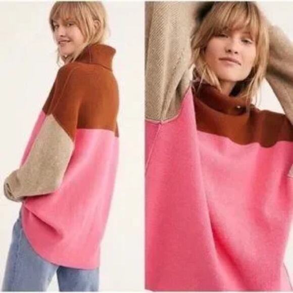 Free People Sweaters - Free People turtleneck color block oversized softly structure sweater size small